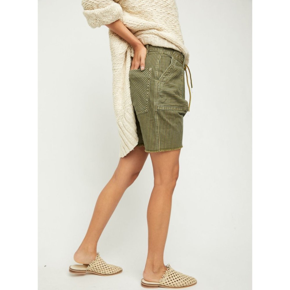 🎉LAST CHANCE🎉 NWT Free People Easy Rider Harem Short / Olive Sparrow - Picture 3 of 7